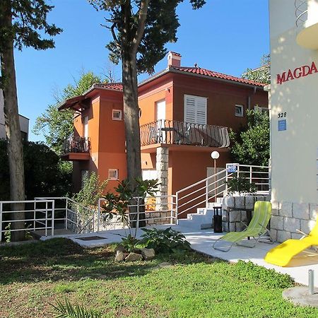 Villas Arbia - Rio By The Beach Banjol Extérieur photo