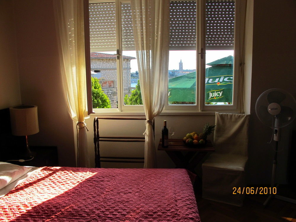 Villas Arbia - Rio By The Beach Banjol Extérieur photo